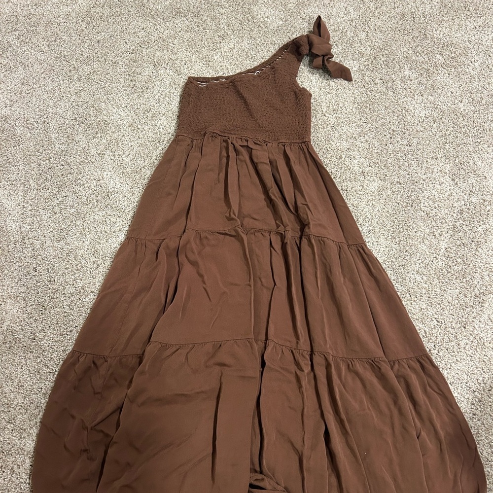 NWT Brown One-Shoulder Maxi Dress
